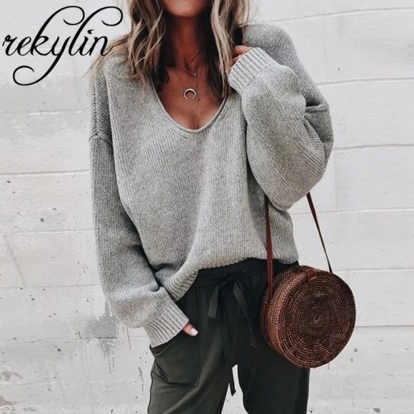 loose fitting oversized knit sweater Sweaters - Soft V-neck Oversized Loose Fitting Knit Sweater